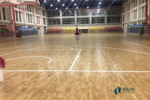 學?；@球館地板適合籃球館嗎